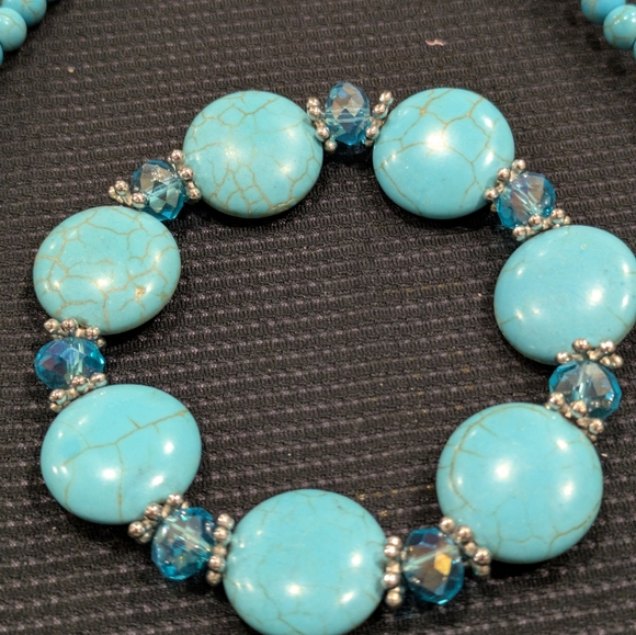 Turquoise Beaded Necklace 20" And Matching Bracelet Elastic - Picture 3 of 3